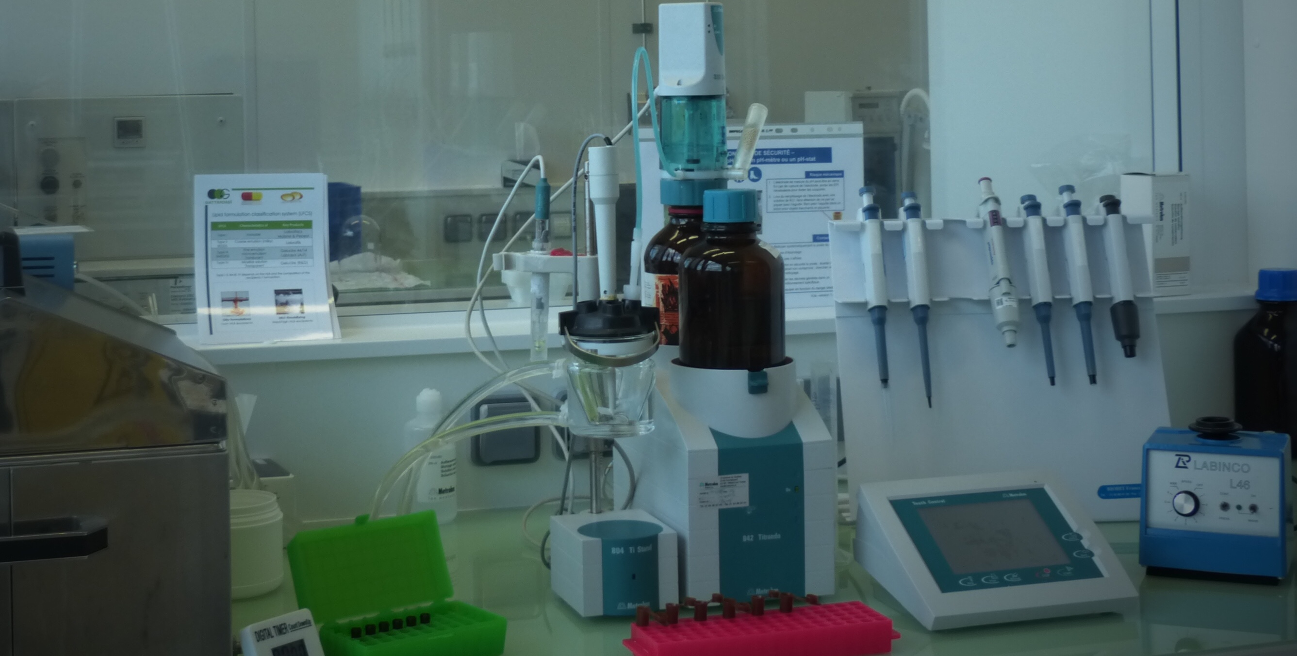 In vitro lipolysis test machine