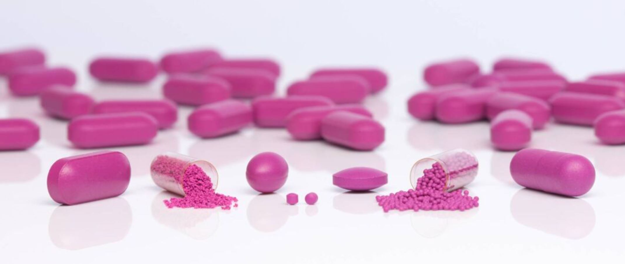 Evonik makes five generations healthier with EUDRAGIT® coatings for targeted drug delivery